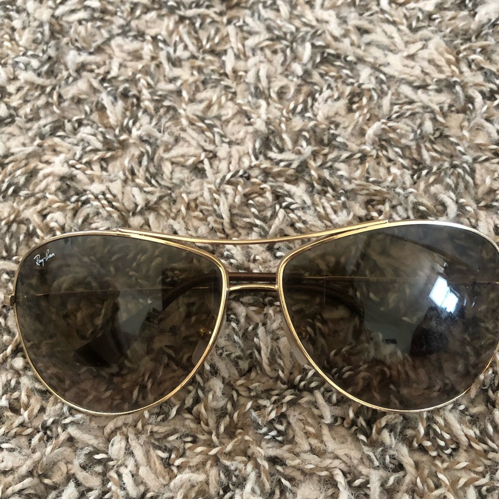 Ray ban sunglasses aviator